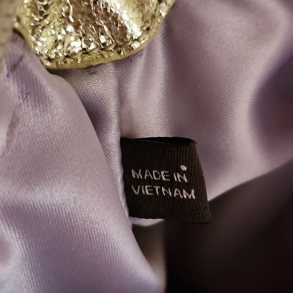 Coach Signature C Small Crossbody Bag - Picture 7 of 8